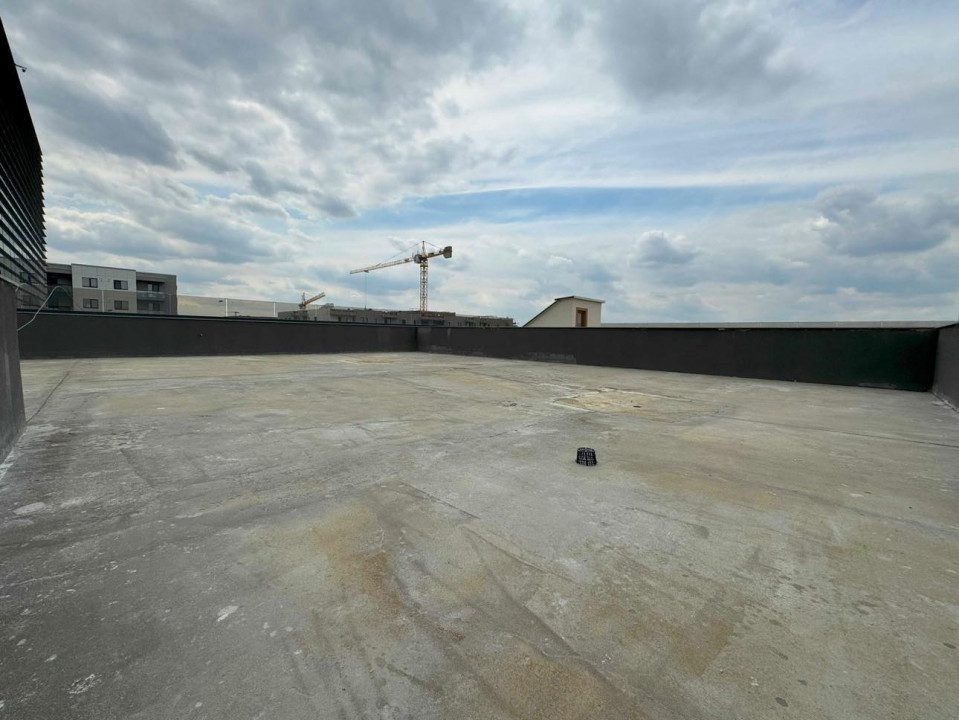 Eleganță Urbană: Penthouse  în Inima Piperei