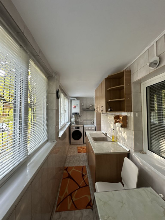 Aviatiei-Metrou Aurel Vlaicu centrala proprie, loc parcare 